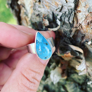Leland Blue Slag Glass and Sterling Silver Ring